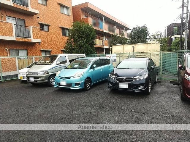 長瀬第三マンションの外観写真