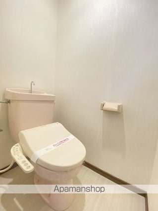 和歌山県和歌山市松ケ丘１丁目[3LDK/59.66m2]のトイレ