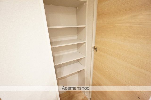 グランリュミエスタ茨木春日の内装写真