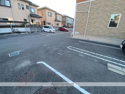 香川県東かがわ市湊[2LDK/57.21m2]の駐車場