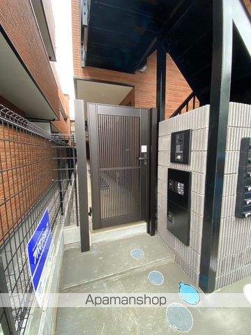 BAYROOM VILLAGE鴨居 C棟の玄関写真