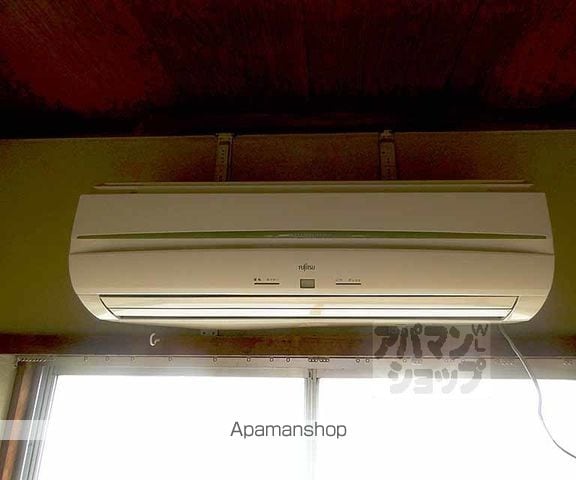 大宮一ノ井町15ー5貸家の内装写真