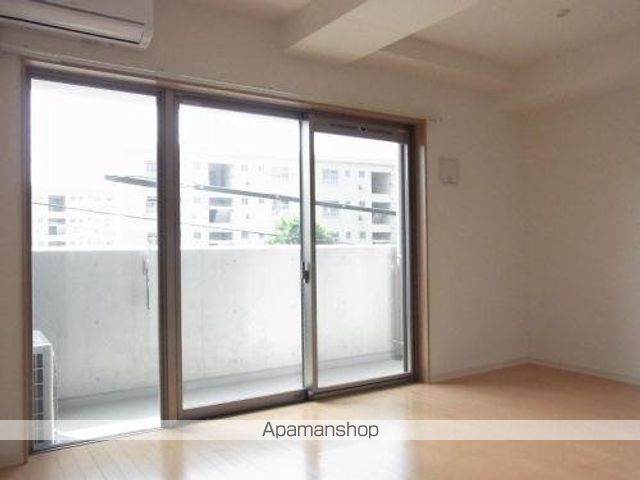 URBANISM大江の内装写真