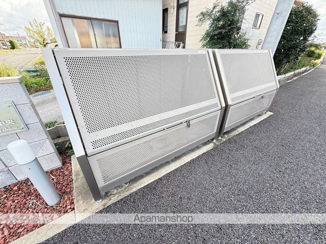レガード中央の内装写真
