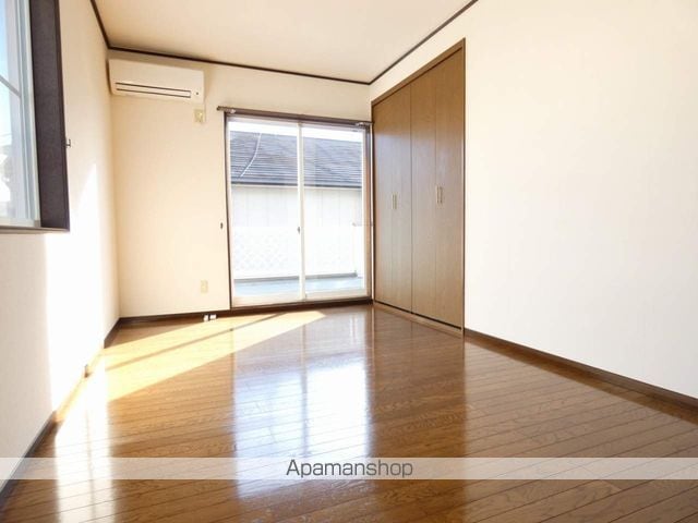 浜松市中央区 2階建 築33年の内装写真