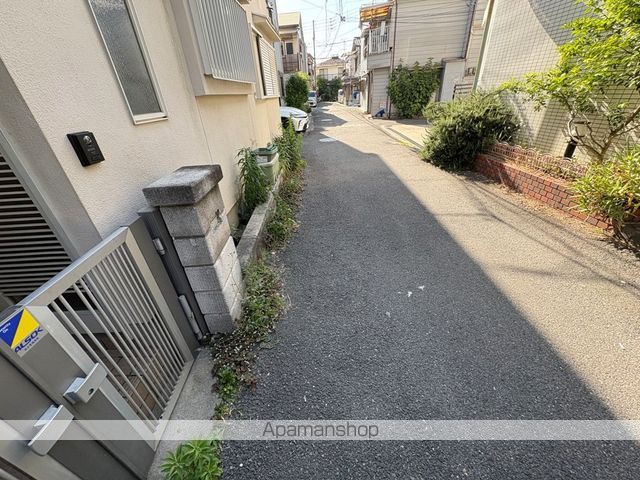京阪電気鉄道京阪線 寝屋川市駅 徒歩15分 3階建 築36年の内装写真