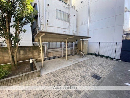 レオパレスシャルマン中野[1K/23.8m2]のエントランス