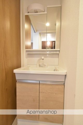 アルファスクエア福住2条の内装写真