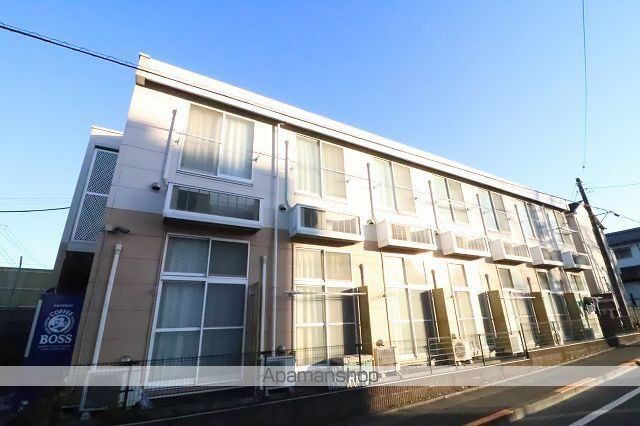 レオパレス狭山ヶ丘の外観写真
