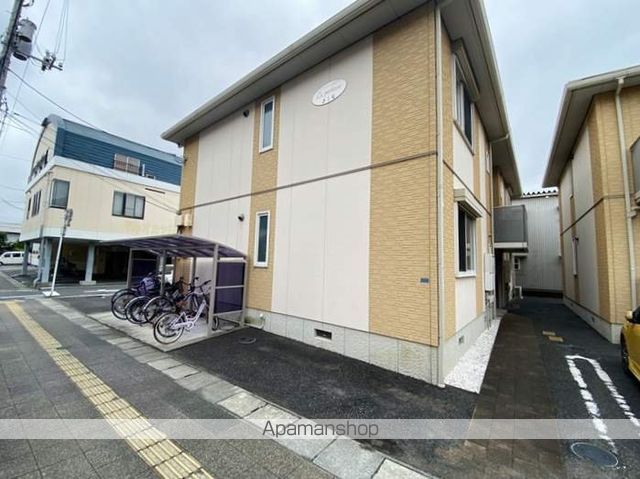 ラ・パルテール新屋敷 Iの外観写真