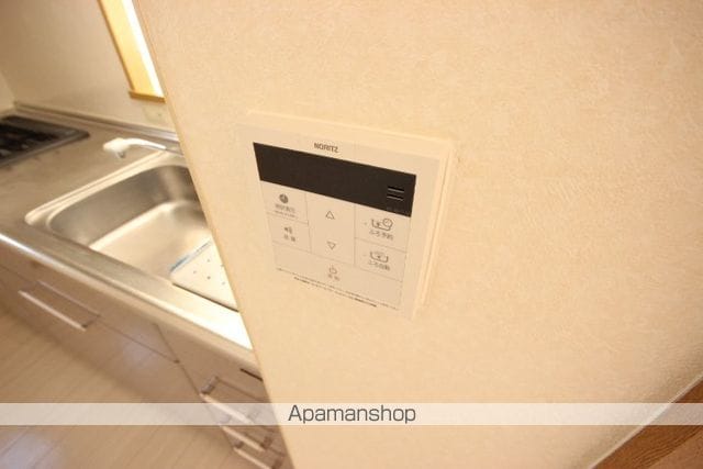 ロイヤルヒルズ牛田旭の内装写真