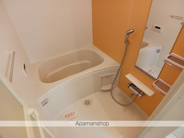 オリーブNJの内装写真