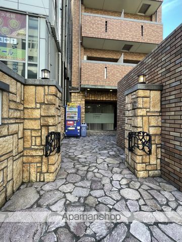 ラルテ天王寺の玄関写真