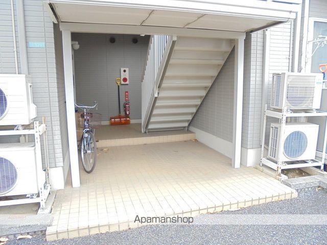セフィーラ若里の玄関写真