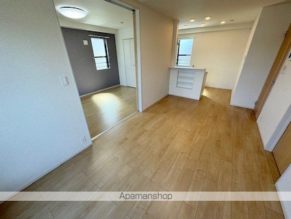 ＲｉｒｉａⅦ　Ⅷ[1LDK/53.36m2]のリビング・居間