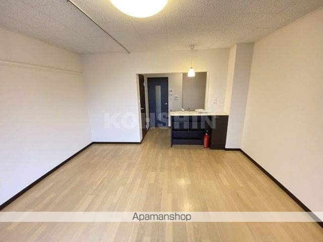 レオネクストグランドゥール Sの内装写真