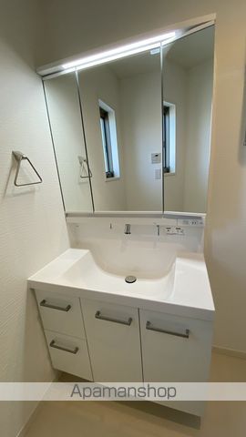 シャーメゾン上中野の内装写真