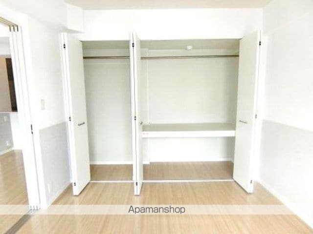 プレジデント正弥久留米駅前の内装写真