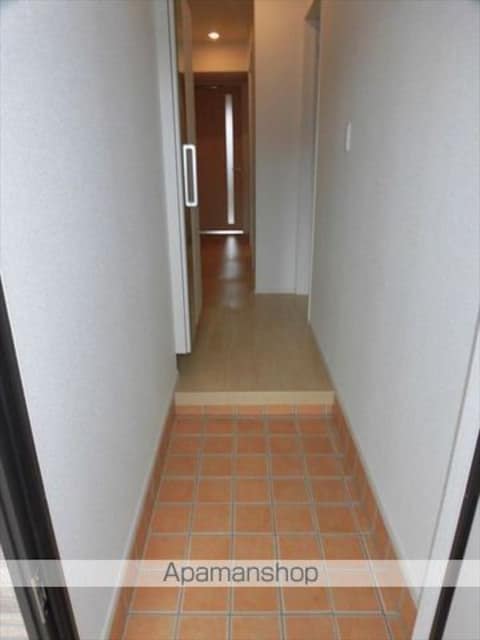 和歌山県和歌山市梶取[1LDK/46.68m2]の玄関