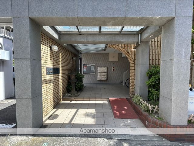 入江マンションD棟の玄関写真