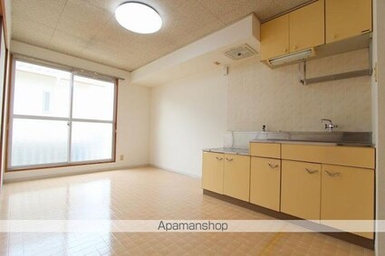 香川県高松市屋島西町[2DK/39.75m2]のリビング・居間