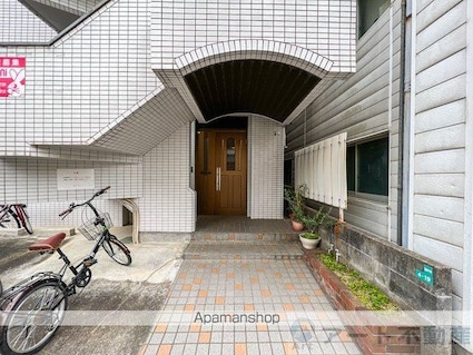 香川マンション[1DK/26.2m2]のエントランス4