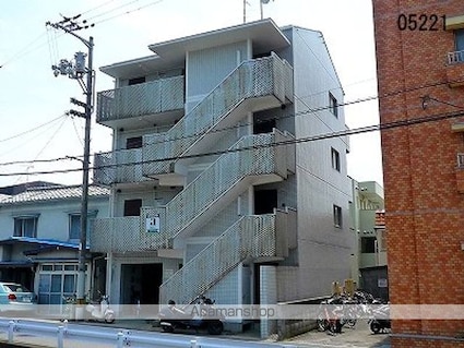 エクセランス・ド・リヴィエール[1K/21.87m2]の外観1