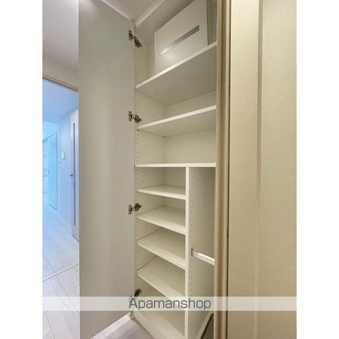 コンフォリア・リヴ南砂町EASTの内装写真