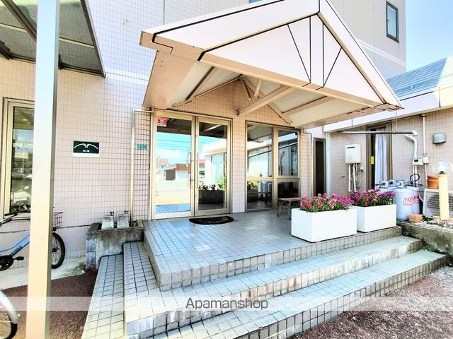 メゾンドゥマキ三輪の外観写真