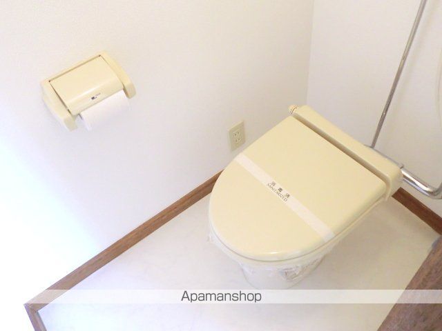 East Village apartmentの内装写真