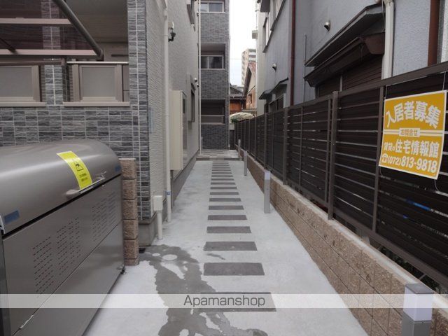 クリエオーレ小路町の玄関写真