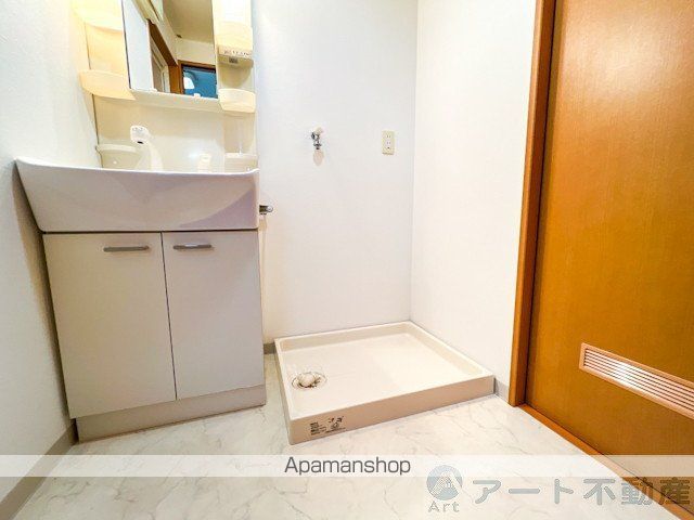 駅前マンション田窪の内装写真