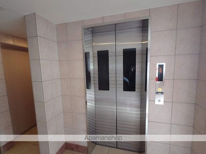 プレミュール[1LDK/42.38m2]の共用部3