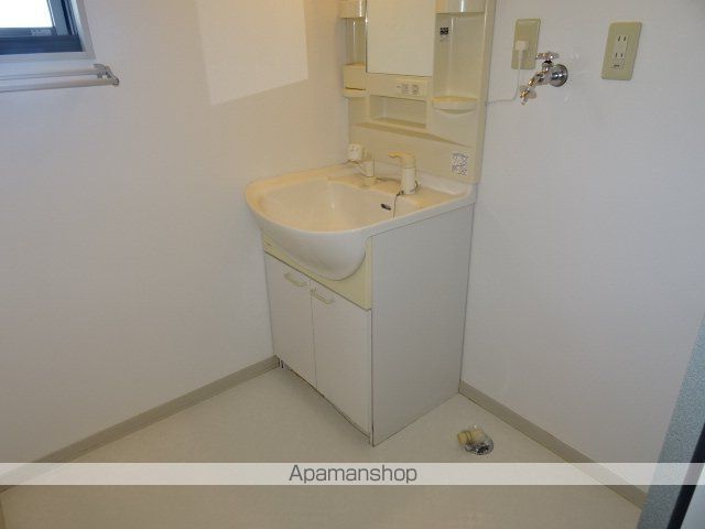 LOGEMENT DE HAUT PONの内装写真