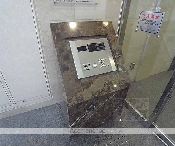 プレサンス京都四条河原町ネクステージの玄関写真