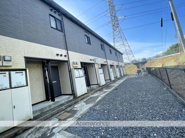 レオパレスアイランドの玄関写真