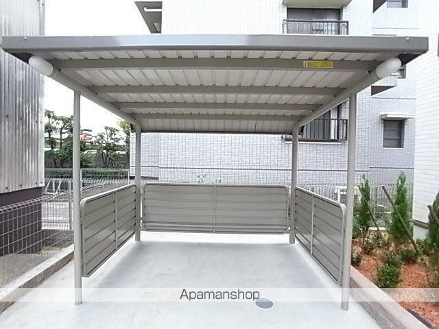 カーサ エテルナの玄関写真