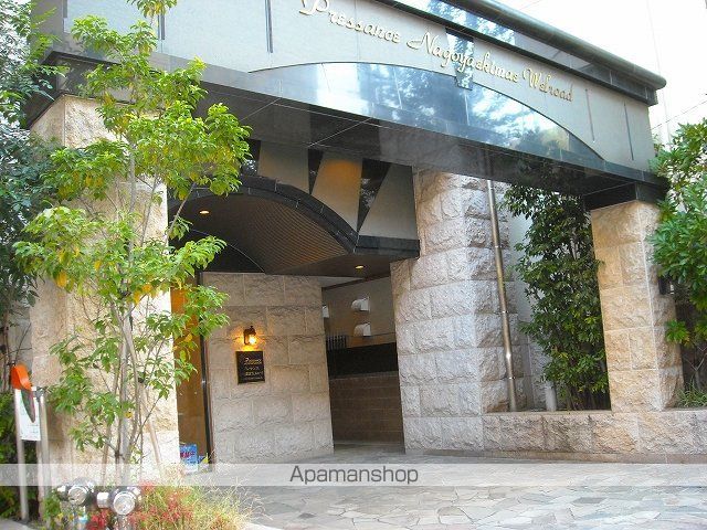 プレサンス名古屋駅前ヴェルロードの玄関写真