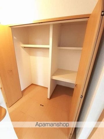 ラフレシールIIIの内装写真