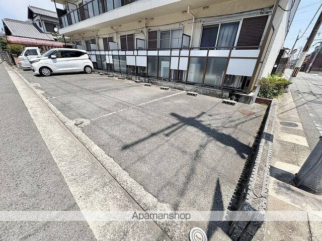 和歌山県和歌山市小松原６丁目[1K/19.35m2]の駐車場