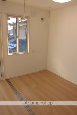 クレール 山室の内装写真