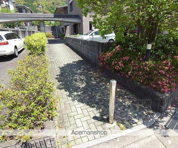HILL TOPの玄関写真