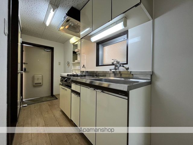 ジョイナス四ツ葉町 B棟の内装写真