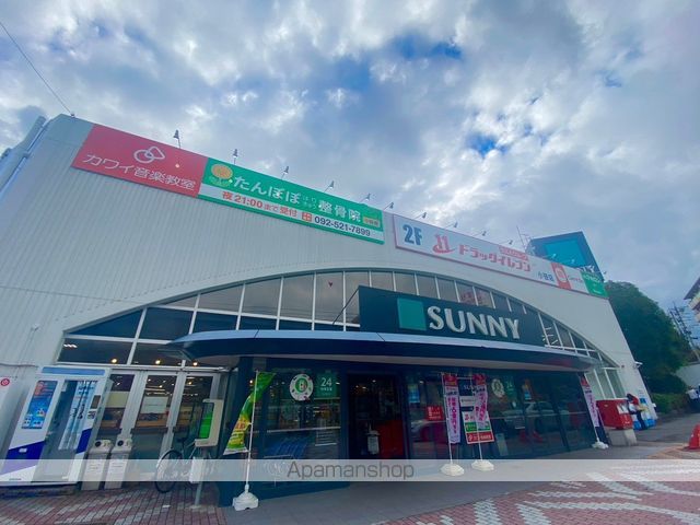 レフィナード南山荘の周辺写真