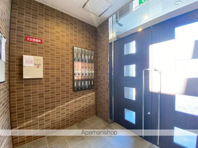 シャインキャッスルの玄関写真