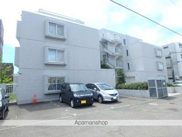 クリオ山鼻南壱番館の外観写真