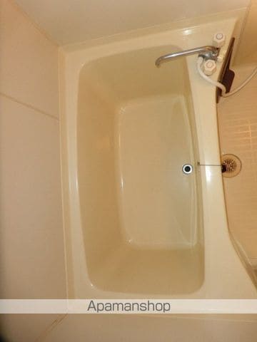 ベース1の内装写真