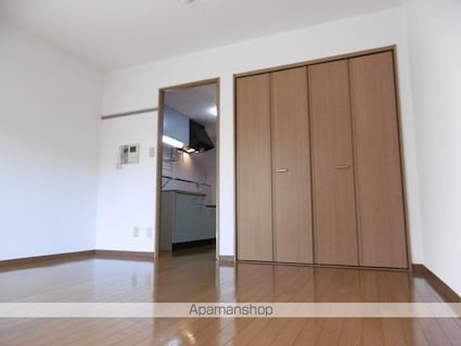 ロイヤルステージ宮城野[1K/28.84m2]のリビング・居間