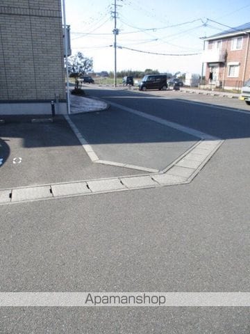 フローラタウン C棟の外観写真