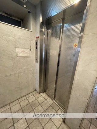 広島県広島市中区大手町５丁目[1K/17.6m2]の共用部3
